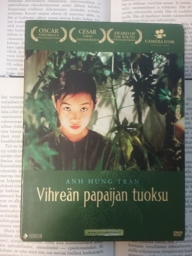 Vihreän papaijan tuoksu (DVD)