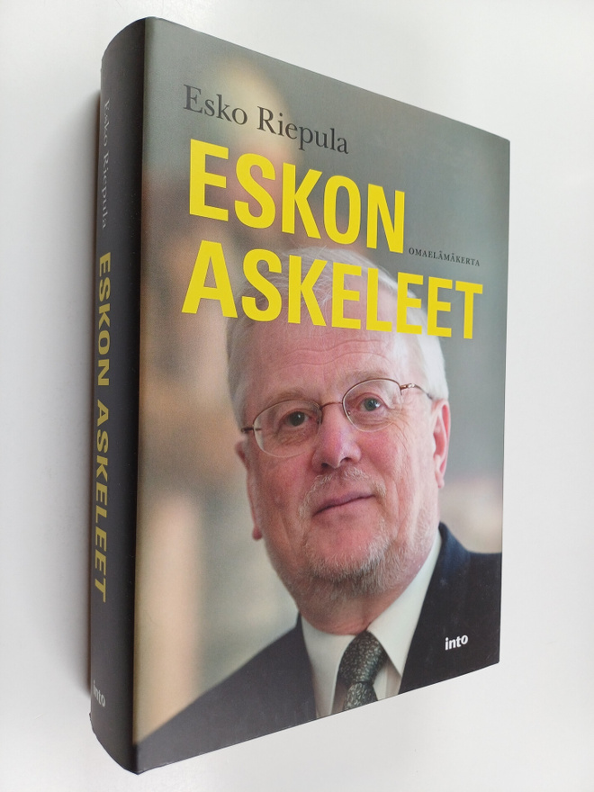 Esko Riepula : Eskon askeleet : omaelämäkerta
