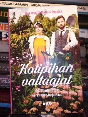 Jauni : KOTIPIHAN VALTAAJAT