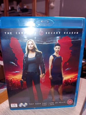 2 Blu-ray V The Complete SECOND SEASON ( SIS POSTIKULU )