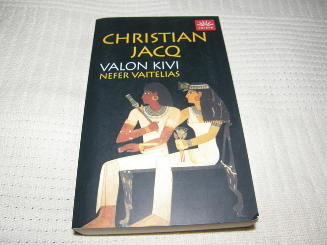 Christian Jacq Valon kivi Nefer Vaitelias  -pok