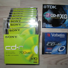 Tallennusvälineitä CD, DVD, yms. iso kasa - pikkukuva 4