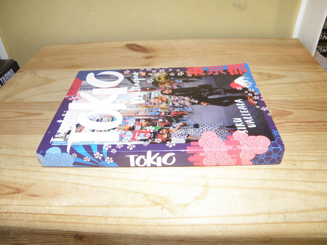 Siru Valleala Tripsteri Tokio matkaopas (nidottu)