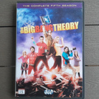 DVD: The Big Bang Theory, 5 kausi. 3xDVD (2011-12) - pikkukuva 1