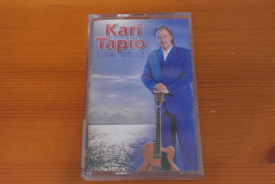 Kari Tapio:Meren kuisketta C-kasetti.