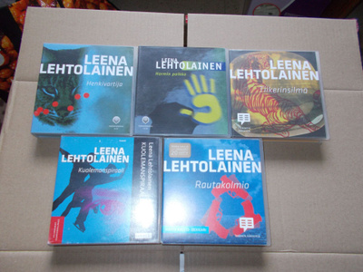 BANAANI LAATIKOLLINEN ÄÄNIKIRJOJA 80 KPL