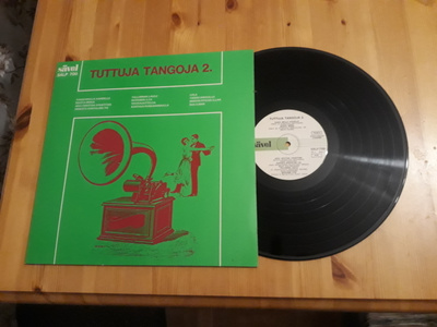Tuttuja Tangoja 2. lp orig 1972 SÄLP 700 huippukunto
