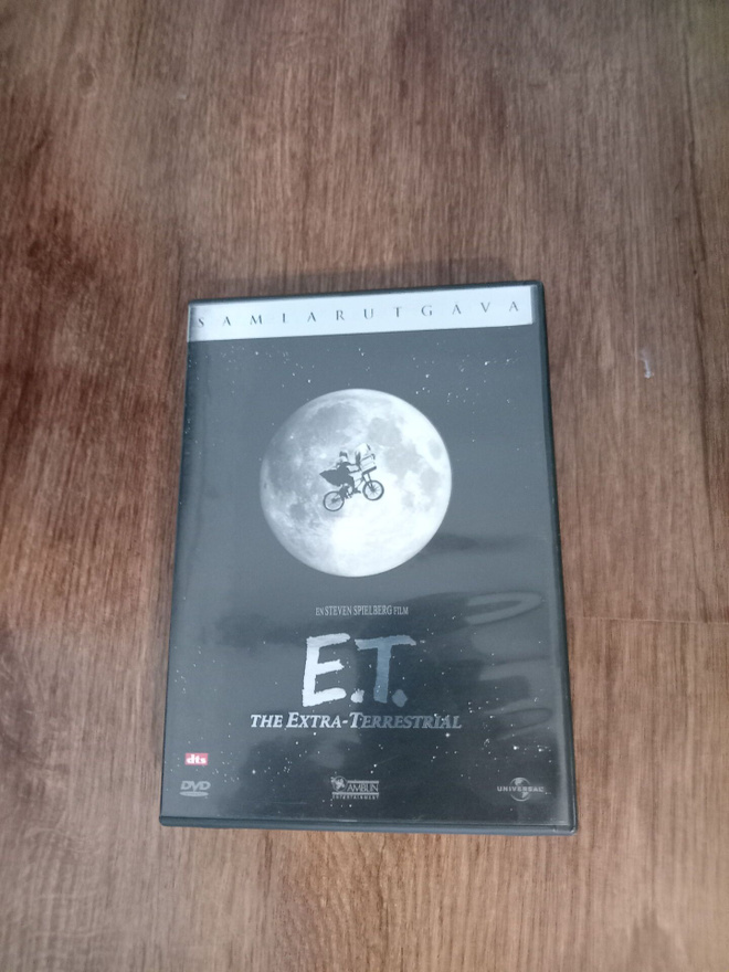 Et the extra terrestrial