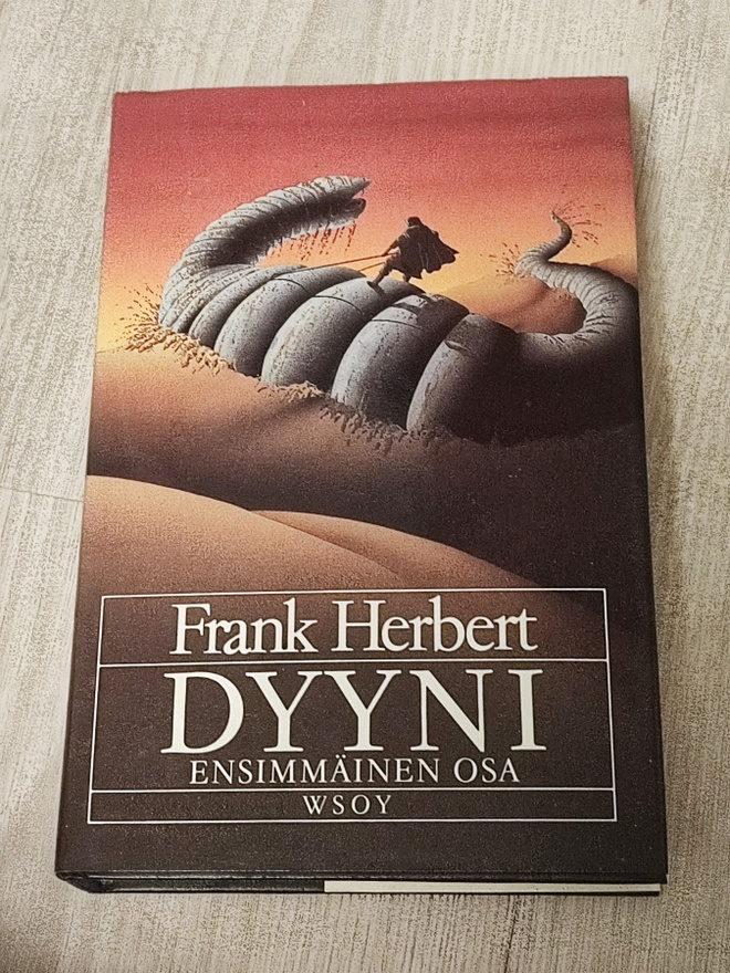 Dyyni Ensimmäinen osa Frank Herbert