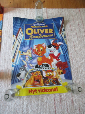 Oliver ja kumppanit juliste.
