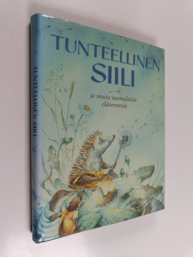 Sanna Jaatinen ym. : Tunteellinen siili ja muita suomalai...