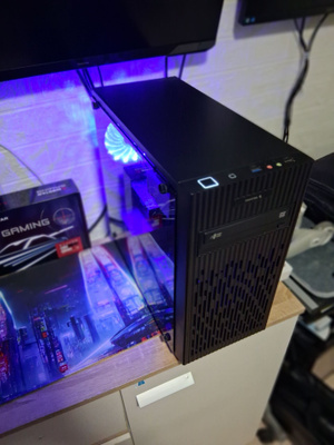 Tyylikäs Ryzen 5 3600 kevytpelikone Uusi näytönohjain!