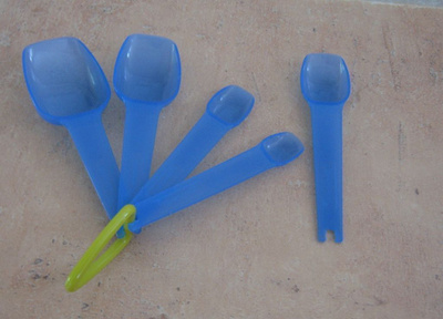 Tupperware mittalusikat 1, 2, 5, 15 ja 25 ml