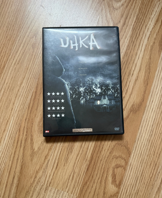 Uhka  DVD