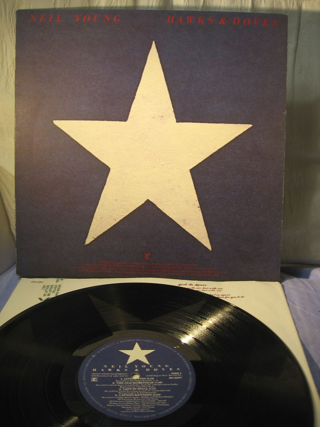 Neil Young: Hawks & Doves LP.