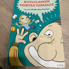 Kelvoton koululainen vaihtaa vapaalle vitsikirja - pikkukuva 1