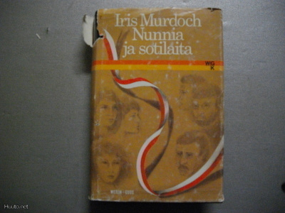 Iris Murdoch: Nunnia ja sotilaita (23.3)