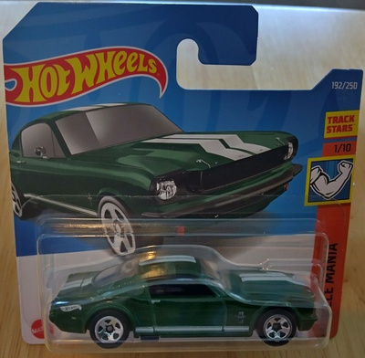 Ford Mustang 2+2 Fastback Green 1965 Hot Wheels 2022 1:64
