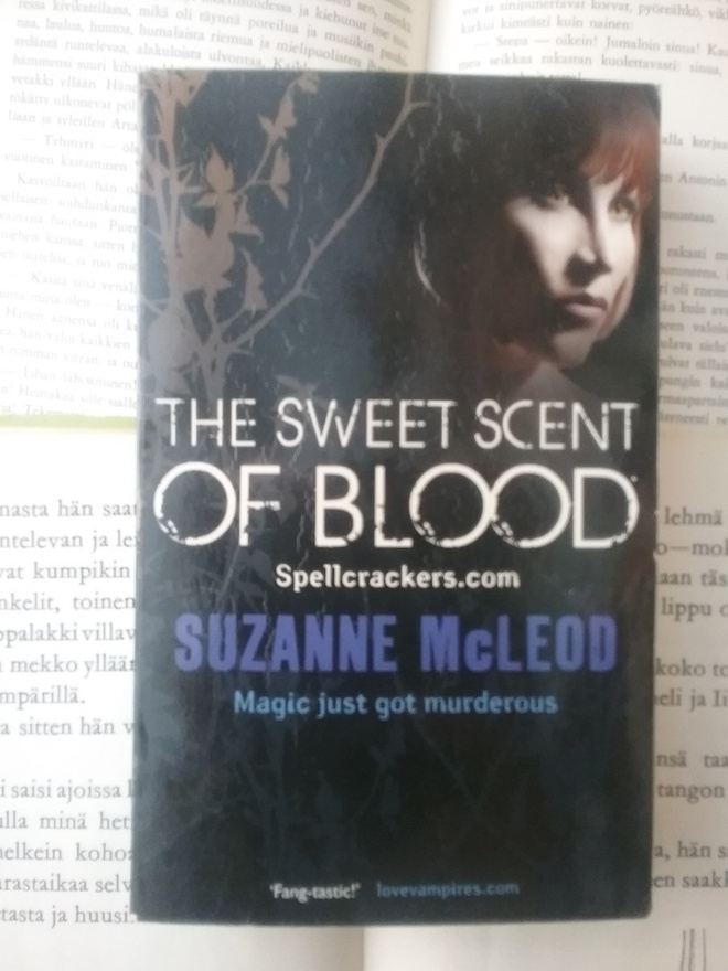 Suzanne McLeod - The Sweet Scent of Blood (paperback)