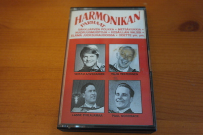 Harmonikan parhaat C-kasetti.