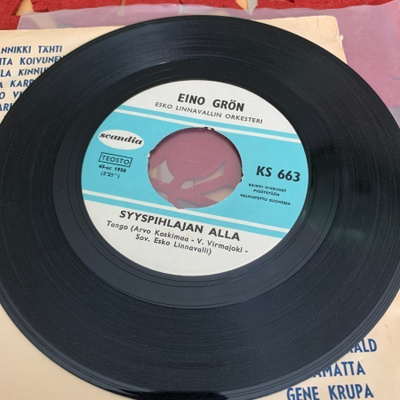 EINO GRÖN: Syyspihlajan alla * Tuuleen kirjoitettu *FIN 1966