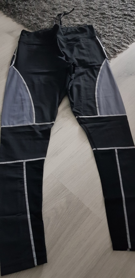 Blacc musta-harmaat Trikoot / Leggingsit / Leggings - koko M