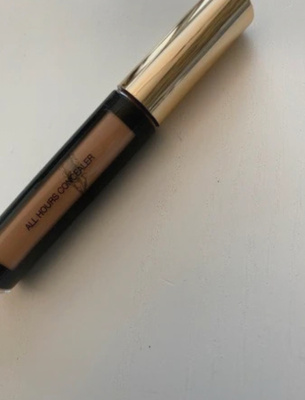 •••Ysl All hours peitevoide nro 4•••