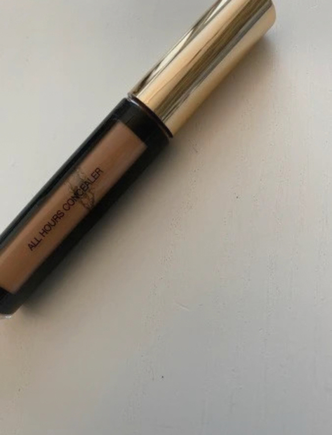 •••Ysl All hours peitevoide nro 4•••