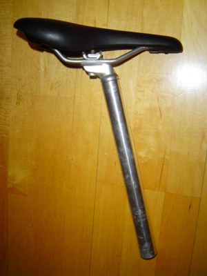 PYÖRÄN POLKUPYÖRÄN SATULA DDK + SATULATOLPPA 35 CM 31,6 MM