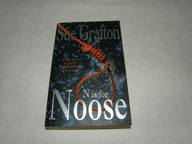 Sue Grafton N is for Noose   -pok