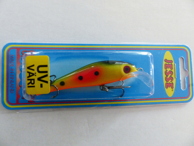 JESSE 8cm, 10g Väri: UV4