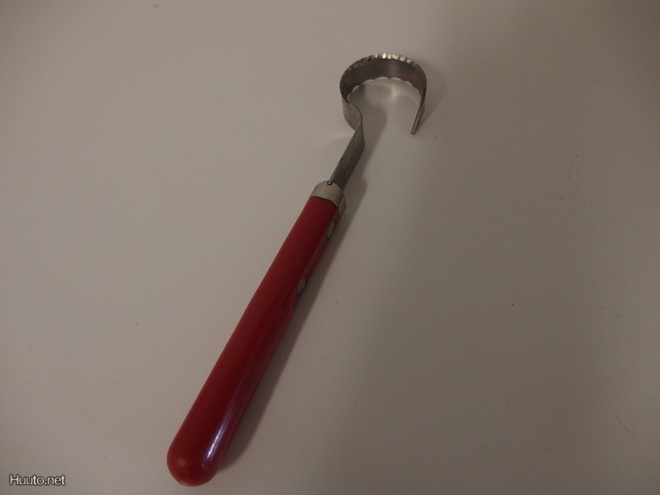 Vintage voikiharrin voin koristeluun,  Thiers Durol Inox