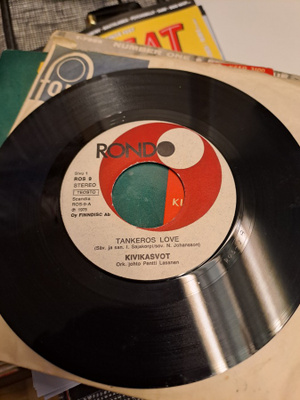 Kivikasvot vinyylisingle