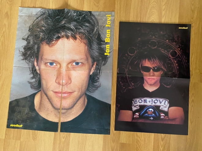 Jon Bon Jovi julisteet (kolme mukaan)