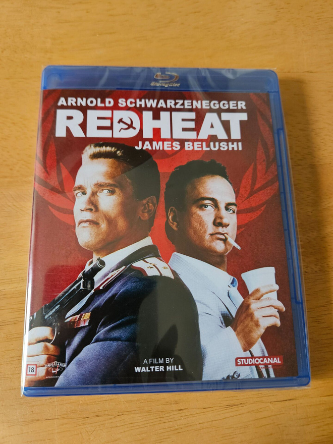 Red Heat - Punainen vaara (Blu-ray, uusi)