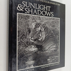 M. Y. Ghorpade : Sunlight & shadows : An Indian wildlife ... - pikkukuva 1
