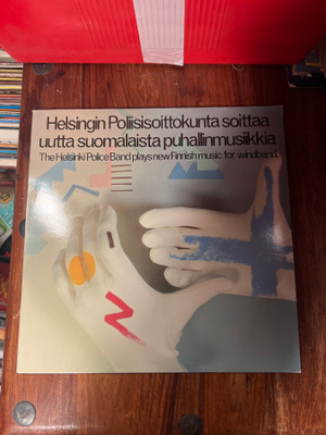 H:GIN POLIISISOITTOKUNTA Uutta Suom. Puhallinmusiikkia LP