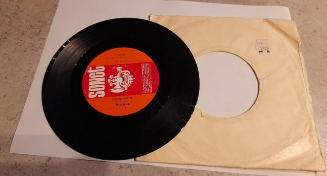 MISTAKES Good night/Crowd of nonsense  1979 Ruotsi