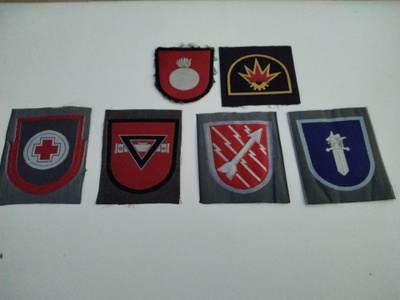 6kpl Suomen armeijan hihamerkkejä.