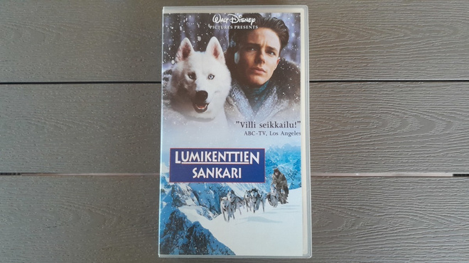VHS: Lumikenttien Sankari / Iron Will (Mackenzie Astin 1994)