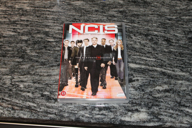 NCIS kausi 11 DVD boksin.