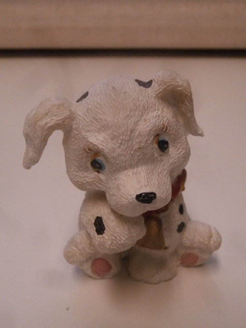 JOULUKORISTE  17. DALMATIALAISKOIRAN PENTU, KELLO KAULASSA