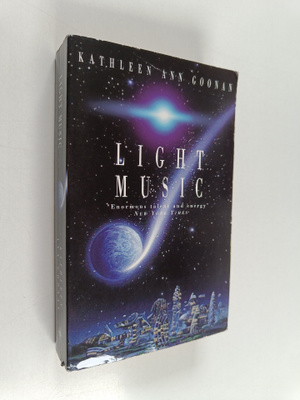 Kathleen Ann Goonan : Light Music