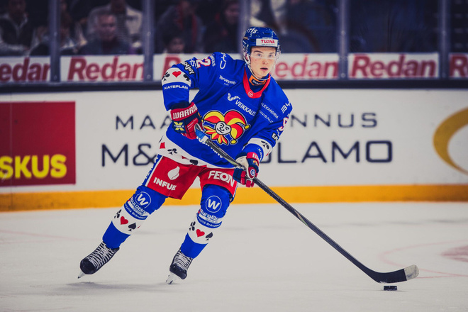 Jokerit Game worn -pelipaita | 52 Tuomola