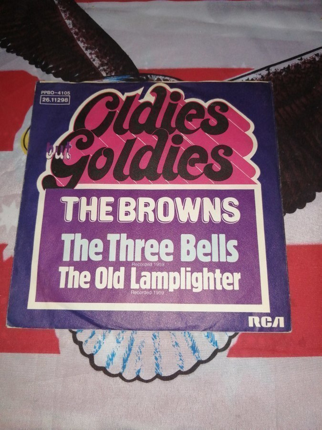 The Browns The Three Bells / The Old Lamplighter