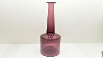 Timo Sarpaneva lila koristepullo 2504, Iittala