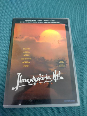 ILMESTYSKIRJA NYT (Martin Sheen) 1979***