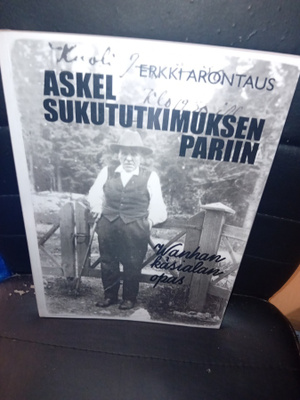 Arontaus : Askel sukututkimuksen pariin ( SIS POSTIKULU )