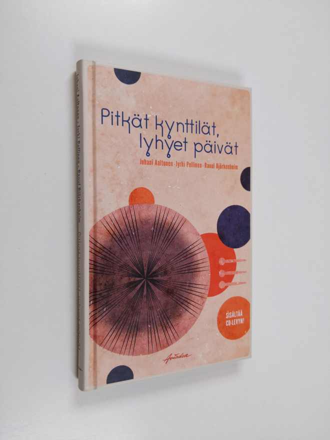 Jyrki Pellinen : Pitkät kynttilät, lyhyet päivät