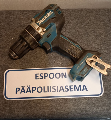 T3175 Makita akkuporakone , ilman akkua